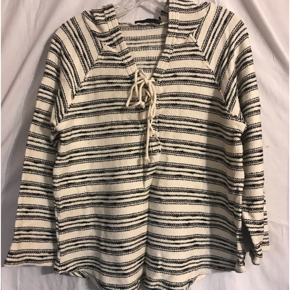 Doe & Rae ivory and black striped lace up hooded sweater size medium